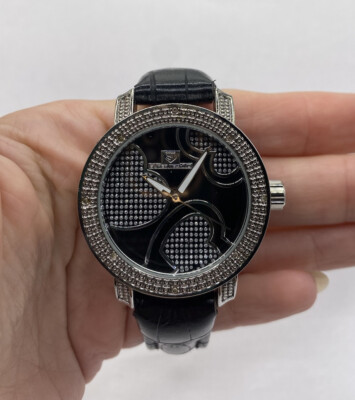 SUPER TECHNO HEARTS .08 CT TW DIAMONDS LEATHER WRIST WATCH