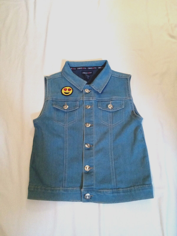 Limited Too Girls Denim Vest Size 12 Color Blue