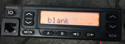 Kenwood TK-981 900 Mhz Fm Transceiver Radio ALH24572110 may need