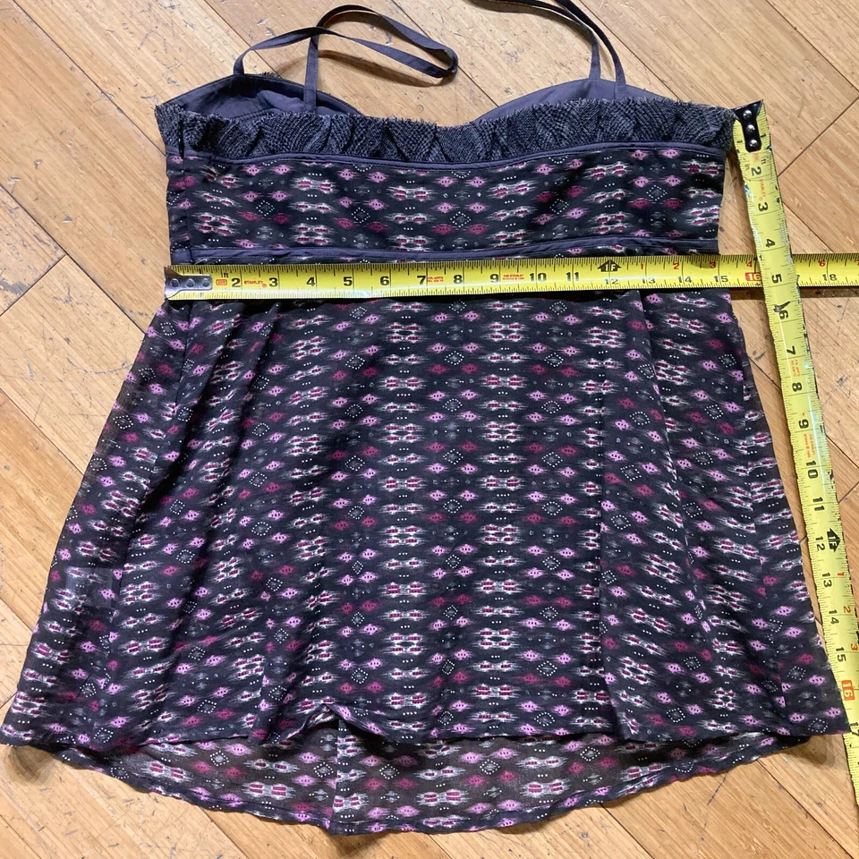 Camiseta sin mangas de colección Y2K Cynthia Steffe caprichosa hada ikat envolvente con volantes babydoll cami Foto 3 de 3