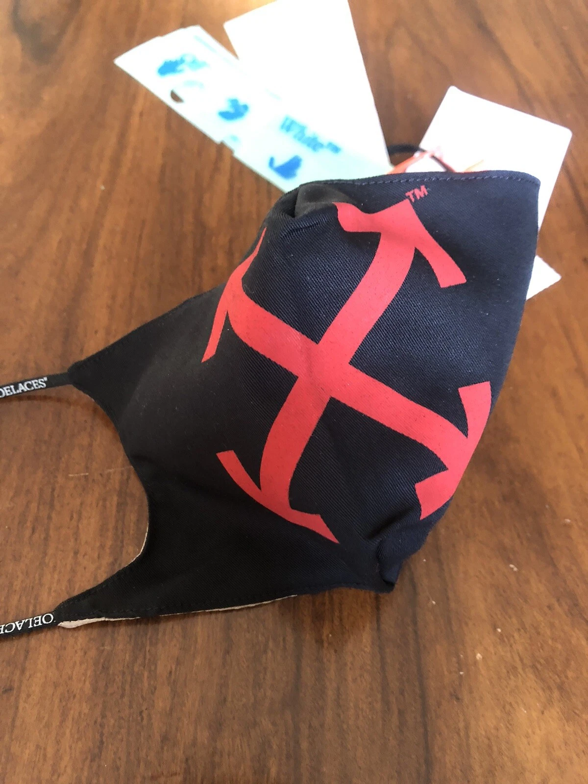 OFF-WHITE Arrow Print Face Mask Size L/XL RRP £125