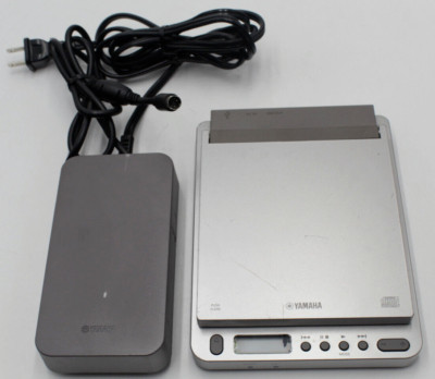 Used, Working Yamaha CRW-70 CD-RW 24x Drive External CD Player w