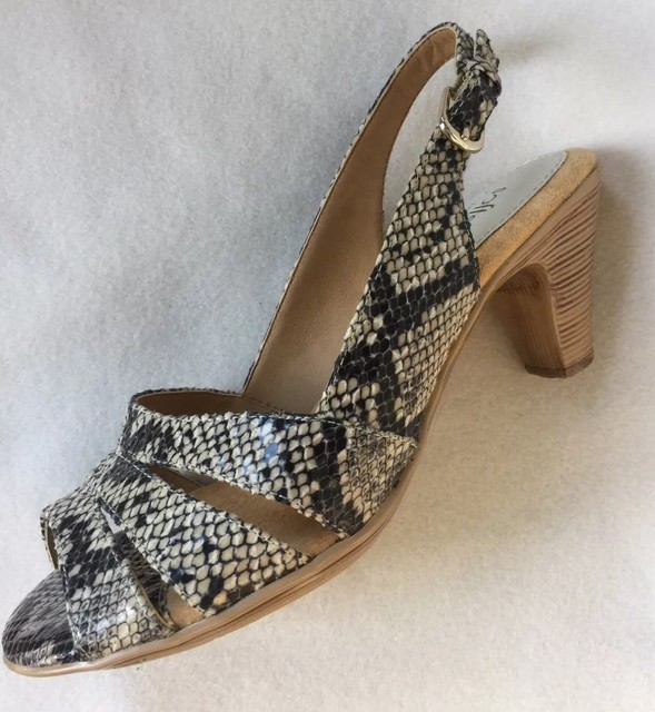 softspots neima shoes