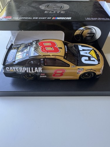 2020 Tyler Reddick #8 Caterpillar CAT 1/24 Lionel Nascar Diecast Elite - Picture 4 of 6