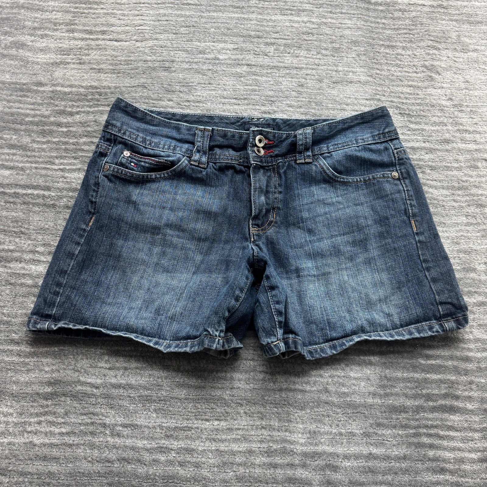 Tommy Hilfiger Shorts Size 6 Womens Midi Blue Denim