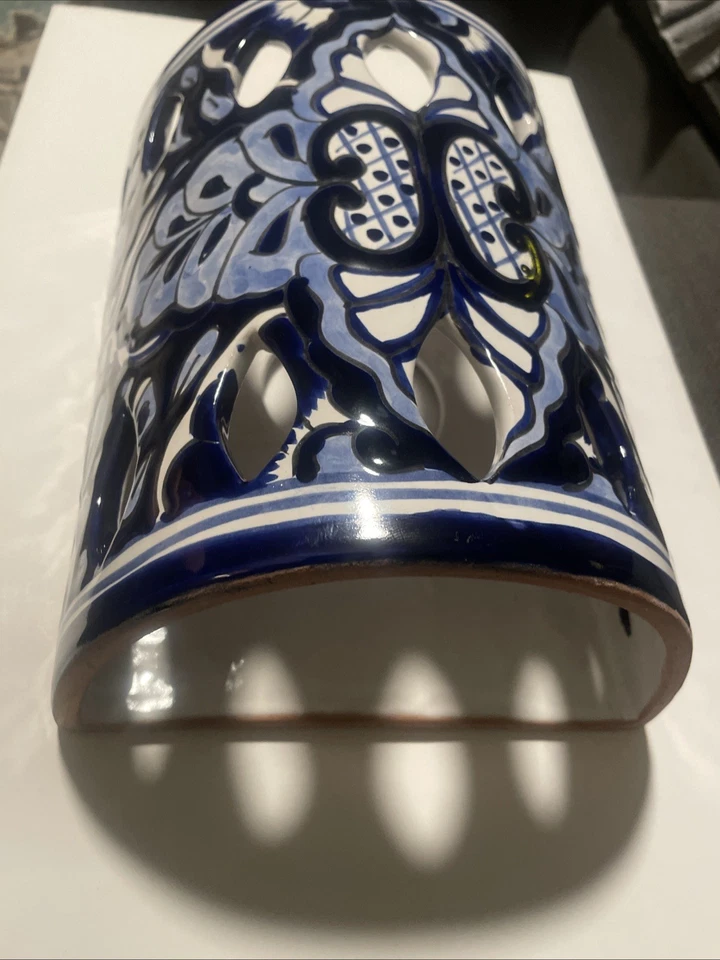 Mexican Handmade Pottery Talavera Wall Lighting Blue Sconce Lamp - Image 3 of 4