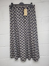 Autonomy Blue/Beige Patterned Mid Length Jersey Skirt Size XL BNWT. PBF