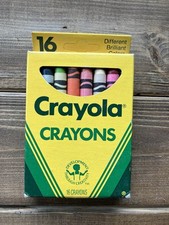 Vintage Crayola Crayon 16 Count Box 1990 Binney  Smith Unused