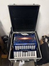 Yingjie 34-Key 60-Bass Piano Accordion - Blue Pearloid - 3 Treble Registers