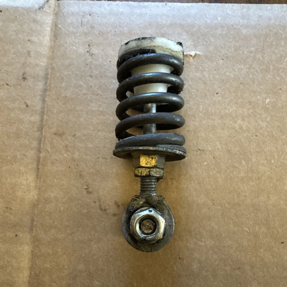 OEM BMW E30 Clutch Pedal Assembly Box Return Compression Spring 1151990 - Image 2 of 4