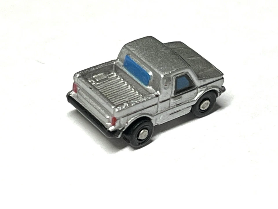 Galoob Micro Machines Datsun Pickup Truck Insiders Ultrasmall Mini - Image 2 of 3