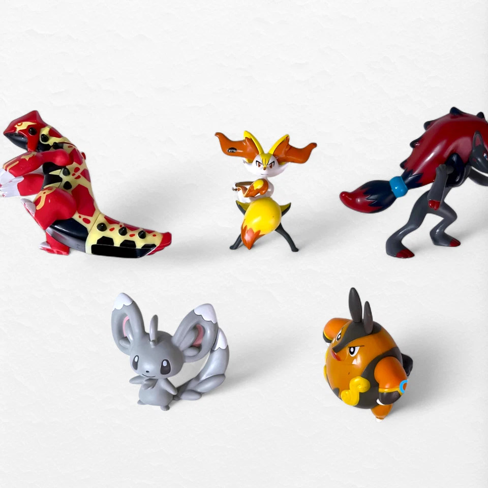 Pokemon Figures Lot of 15 | Zorua Snivy Mewtwo Groudon Minccino Chespin Rowlet + - Image 3 of 4