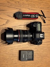 Canon EOS 5D Mark II Camera with EF24-105L IS U Lens Strap Charger