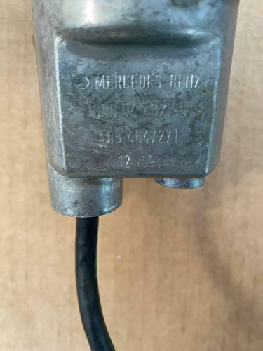 Original Mercedes Cruise Control Actuator Motor Drive A0005453265 - Picture 2 of 5