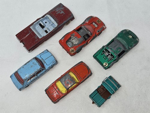 LOT OF 6 VINTAGE DIECAST TOY CARS DINKY MEBETOYS CORGI HUSKY FERRARI FORD MORRIS - Picture 2 of 8
