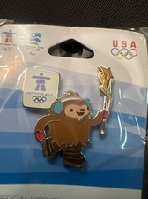 2010 VANCOUVER QUATCHI TORCH MASCOT  RED MITTEN OLYMPIC PIN DATED