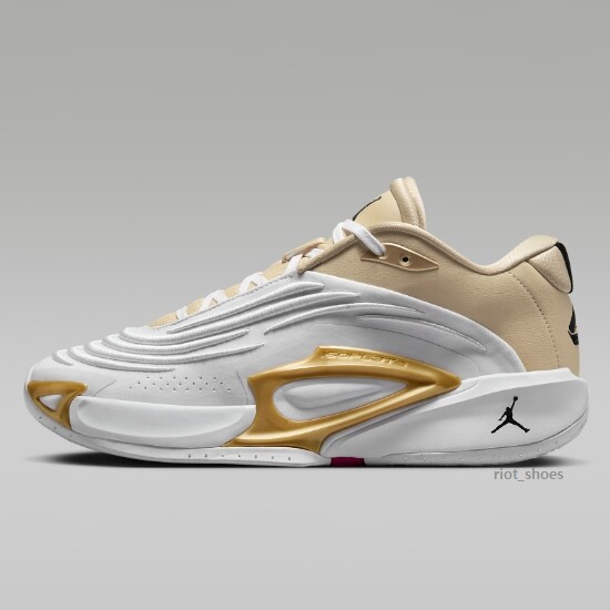 Баскетбольные кроссовки Nike Jordan Luka 3 SE PF Белый/Team Gold (FZ2467-100) Доставляются в кратчайшие сроки