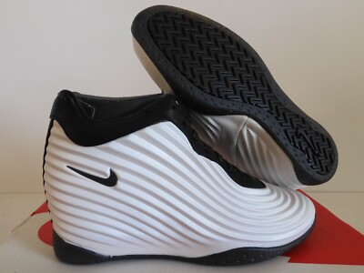 WMNS NIKE LUNARWAVY SKY HIGH QS FOAMPOSITE WHITE-BLACK SZ 7 [727990-100]