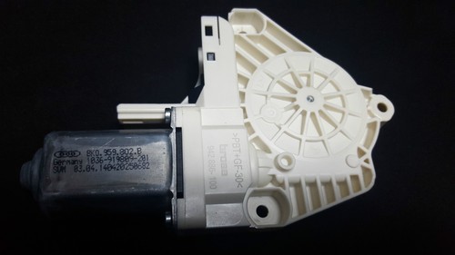 Audi A6 A7 A8 Q3 Q5 VW Sharan Touareg Fensterhebermotor Vorne Links 8K0959802B