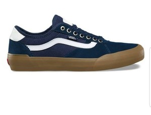 chima pro 2 navy gum white