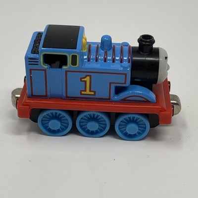 2002 Thomas & Friends Thomas The Tank Engine Train Take N Play Along Smiling