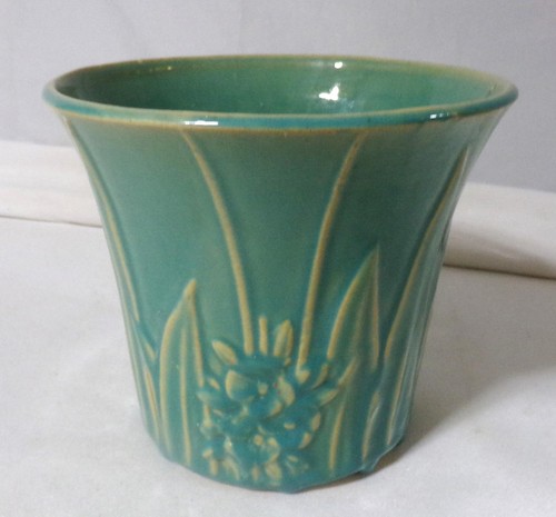 McCoy Leaf & Flowers Art Pottery Vase - Picture 5 of 12