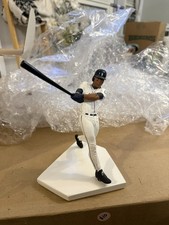 Griffey Jr Salvino 16 /10000 Figurine Mariners Home