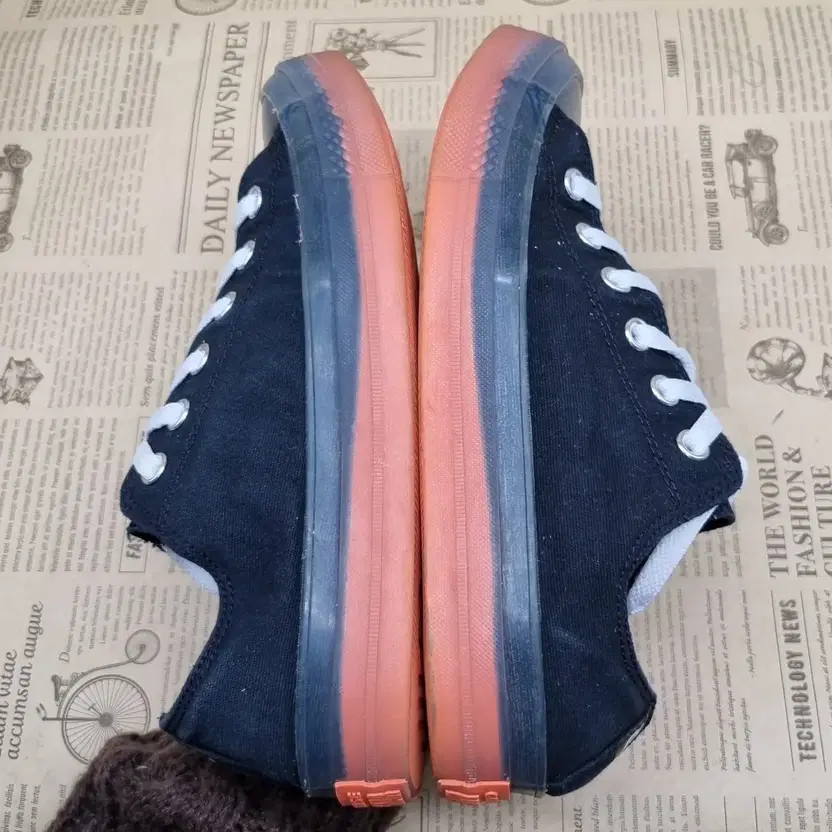 Converse All-Star CX Women's Sneakers Size 250 thumbnail 3