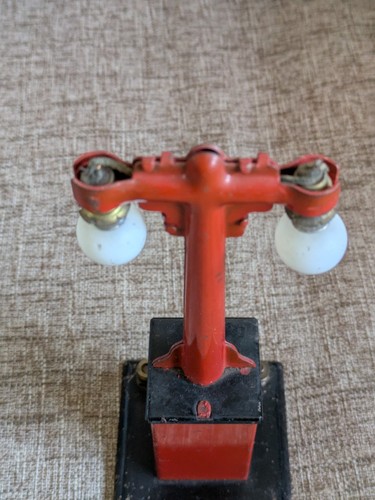 Rare Pre War Louis Marx & Co ~ O Guage Double Platform Lights in good condition. - Picture 8 of 17