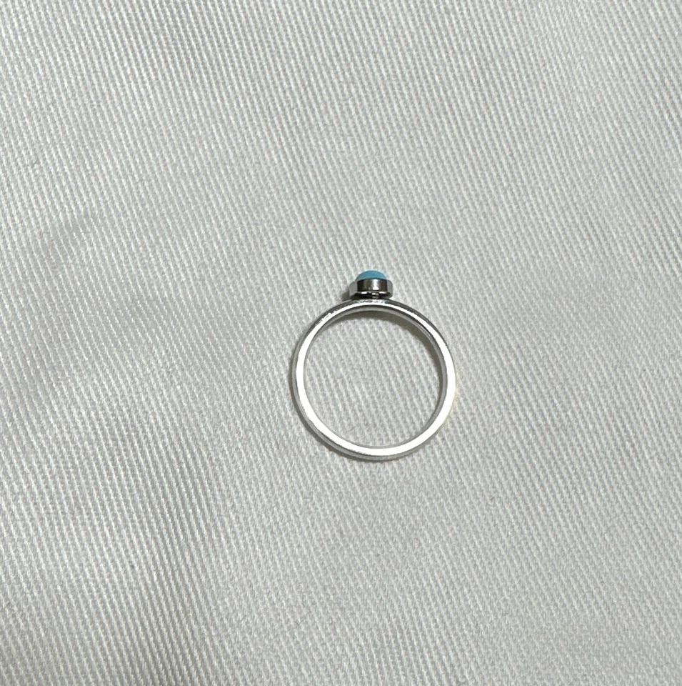 Delicado anillo apilable de acero inoxidable turquesa talla 5 Foto 4 de 4