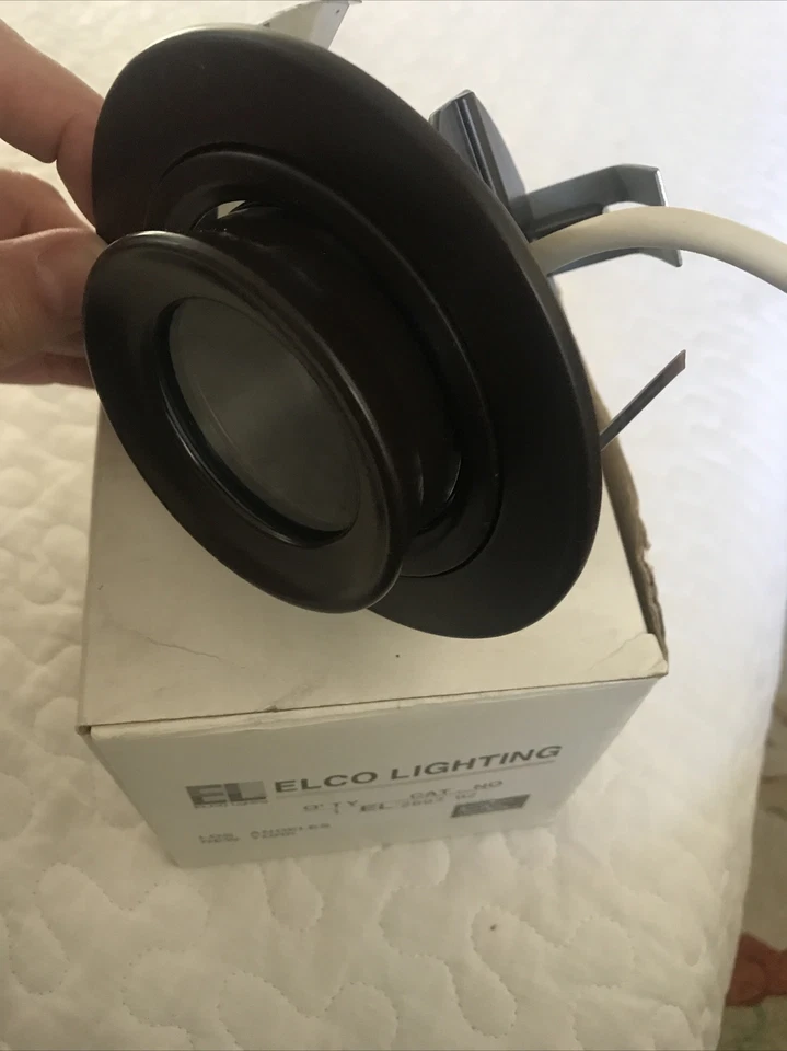 Punto ajustable Elco Lighting EL2697 BZ 4 pulgadas - NUEVO bronce bajo voltaje Foto 2 de 4