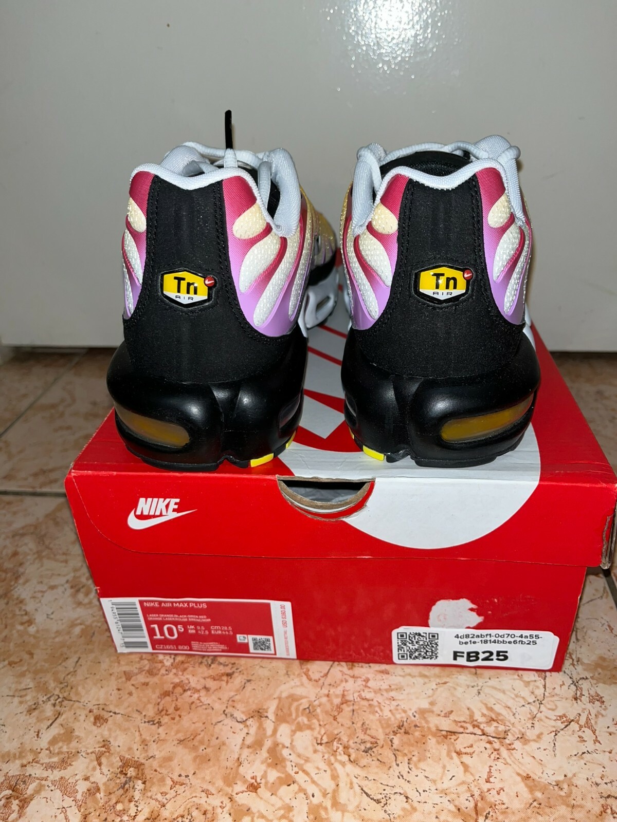 Size 10.5 - Nike Air Max Plus Black/Fuchsia Glow/Laser Orange/Siren Red for  sale online | eBay