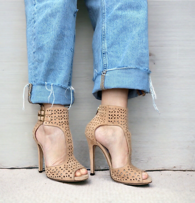 ピーチ様☺︎ JIMMY CHOO Peach Pink Laser Cut Suede T Strap Peep Toe Sandals