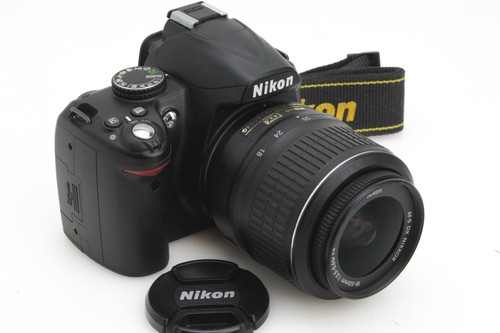 Nikon D3000 DSLR Digitalkamera mit 18-55 VR Kit Objektiv - sehr geringe Auslösungen...