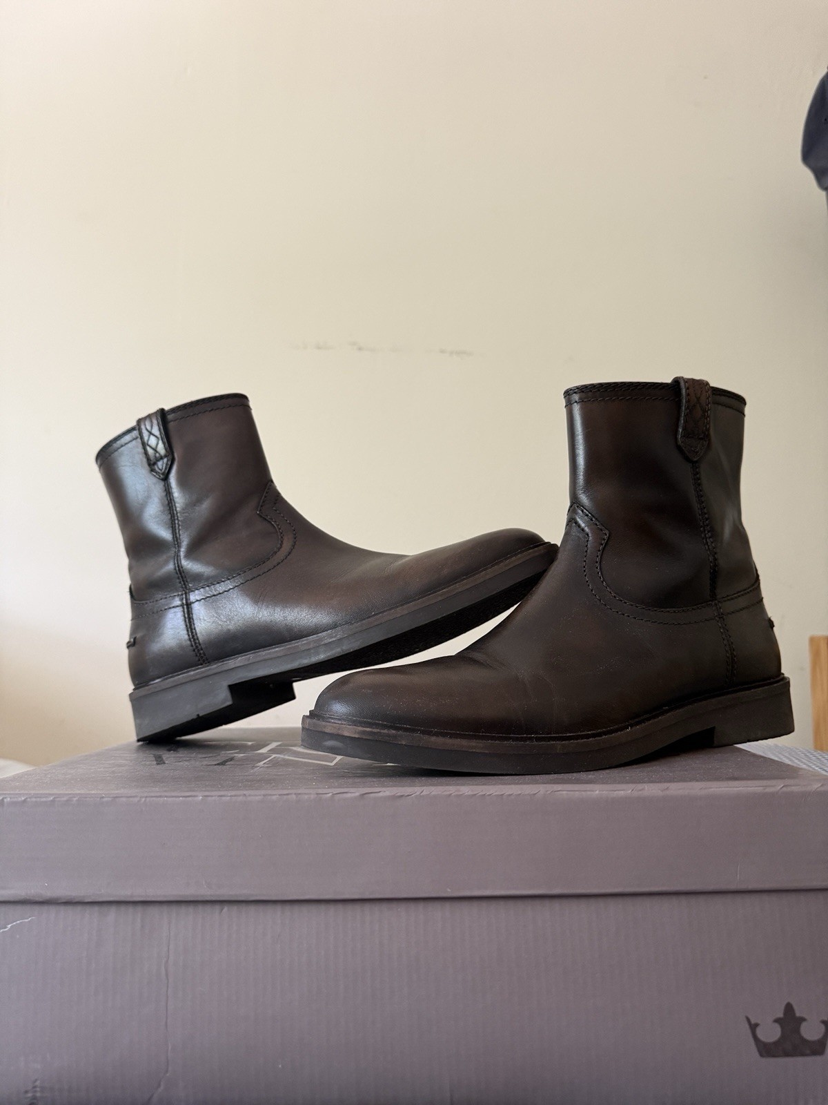 Size 8M - Crown Vintage Jarelle Western Boot Dark Brown