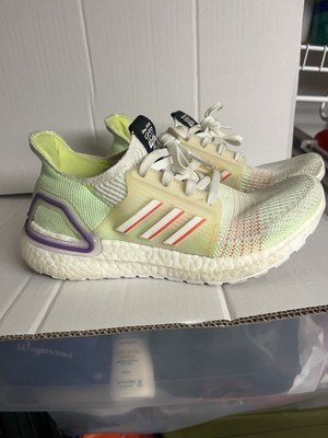 Adida Ultra boost Toy Story 4 Kids Size 4.5 Buzz Lightyear