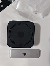 Apple TV 4K (1. Generation, 32 GB, Modell A1842) mit Siri Remote