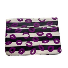 Marc by Marc Jacobs Striped Purple Lips Laptop Sleeve / Case