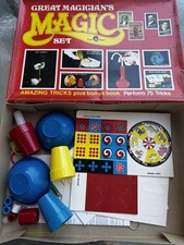 GREAT MAGICIAN'S MAGIC SET Perform 75 Tricks Set