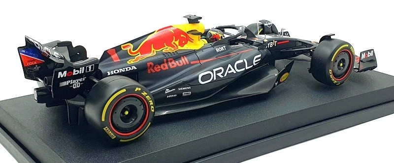 Burago 1/18 Scale 18-18003 - F1 Oracle Red Bull RB19 #1 Verstappen - Image 2 of 4