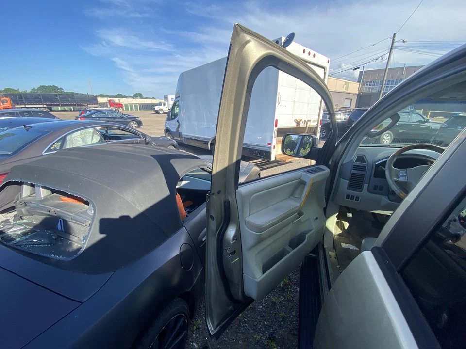 Used Front Left Door Assembly Front fits: 2005 Infiniti QX56 electric Front Left - Изображение 4 из 4