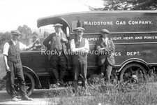 Zsd-66 Transport, Maidstone Gas Co Van. Photo