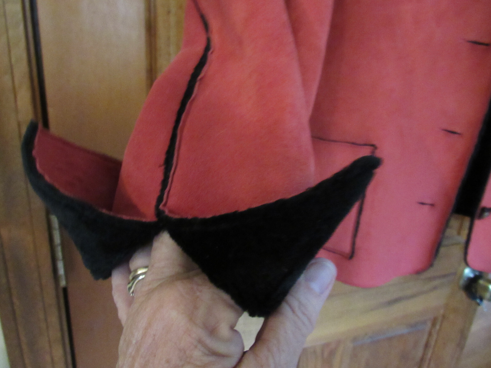 250 ROBERT KITCHEN CANADA Jacket Coat Reverse Faux Fur Coral Black L