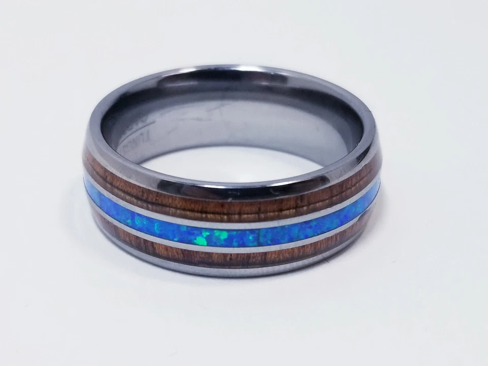 Bandas de caballero plata tungsteno con ópalo de fuego azul e incrustaciones de madera talla 10 Foto 2 de 3
