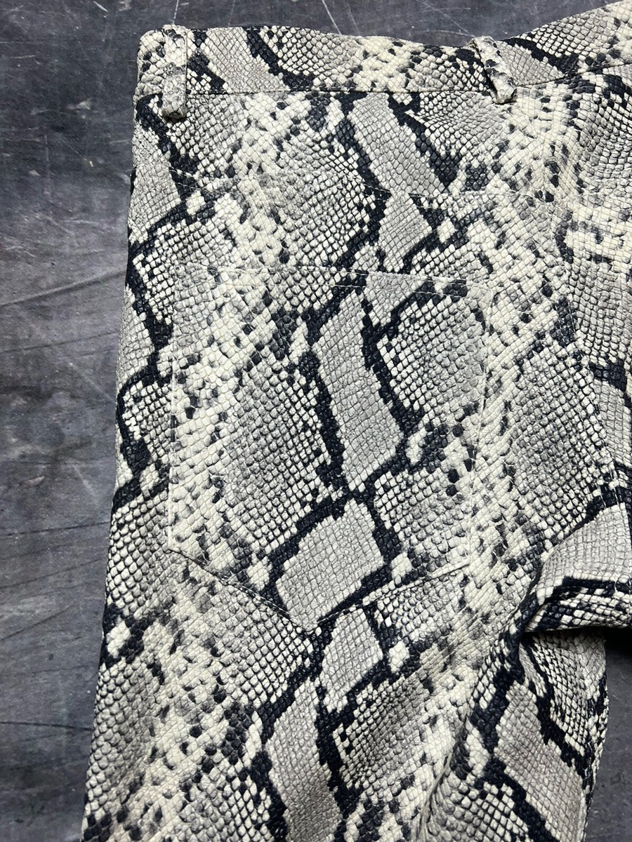 韓国商品/ORDES SNAKE EFFECT COTTON PANTS MSGM Patent Faux Python Pants (Pants) IFCHIC.COM