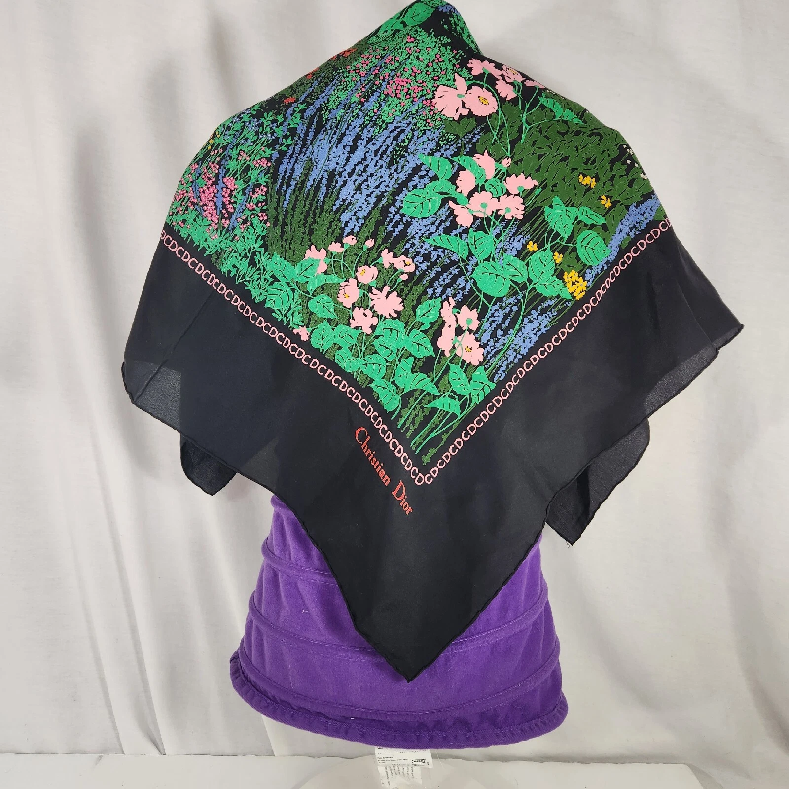 Foulard en soie Christian Dior noir rose bleu floral logo CD hems 29