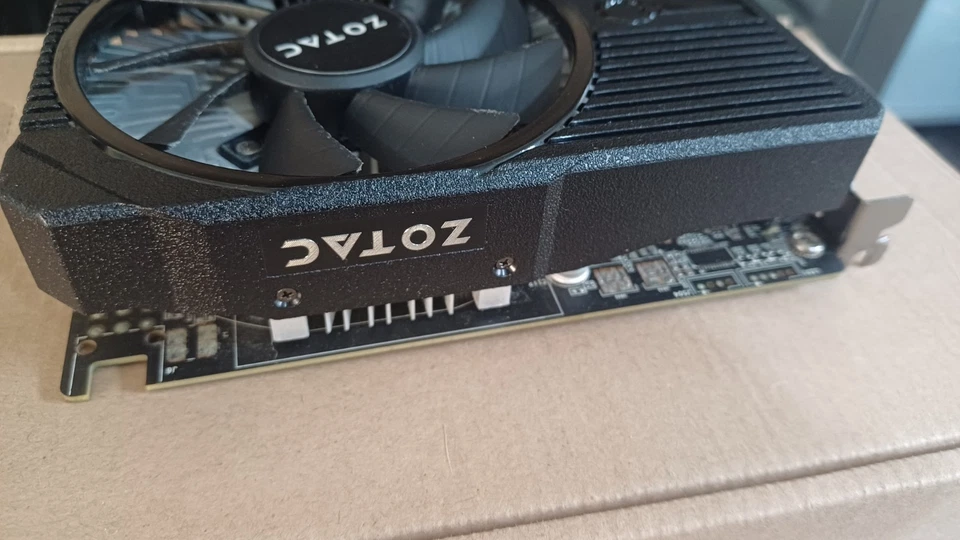 Zotac NVIDIA GTX 1050 2GB GDDR5 GeForce Graphics Card GPU Single Fan - Image 4 of 4