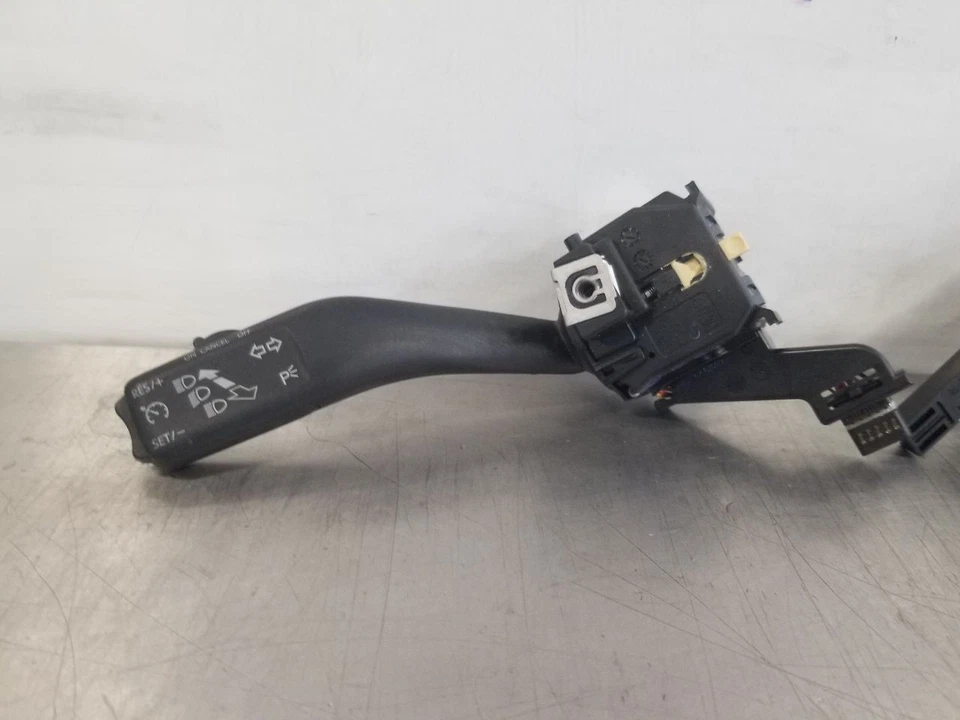 08 2008 VOLKSWAGEN VW R32 COLUMNA DE DIRECCIÓN LIMPIAPARABRISAS Y ORDENADOR DE A BORDO 1K0953519H Foto 2 de 4