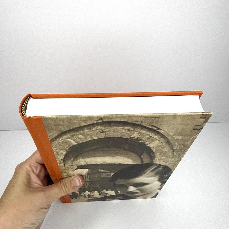 Folio Society Justine By Lawrence Durrell 2008 Volume One Hardbacked Slipcase - Image 4 of 4