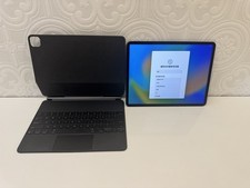 Apple iPad Pro 12.9-256GB Black Bundle with Magic Keyboard Folio Case